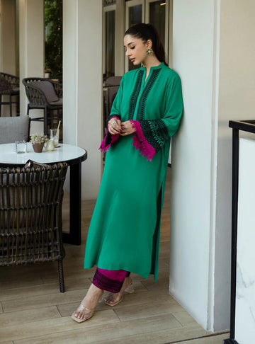 Emerald Breeze - Zainab Chottani (AC-11)